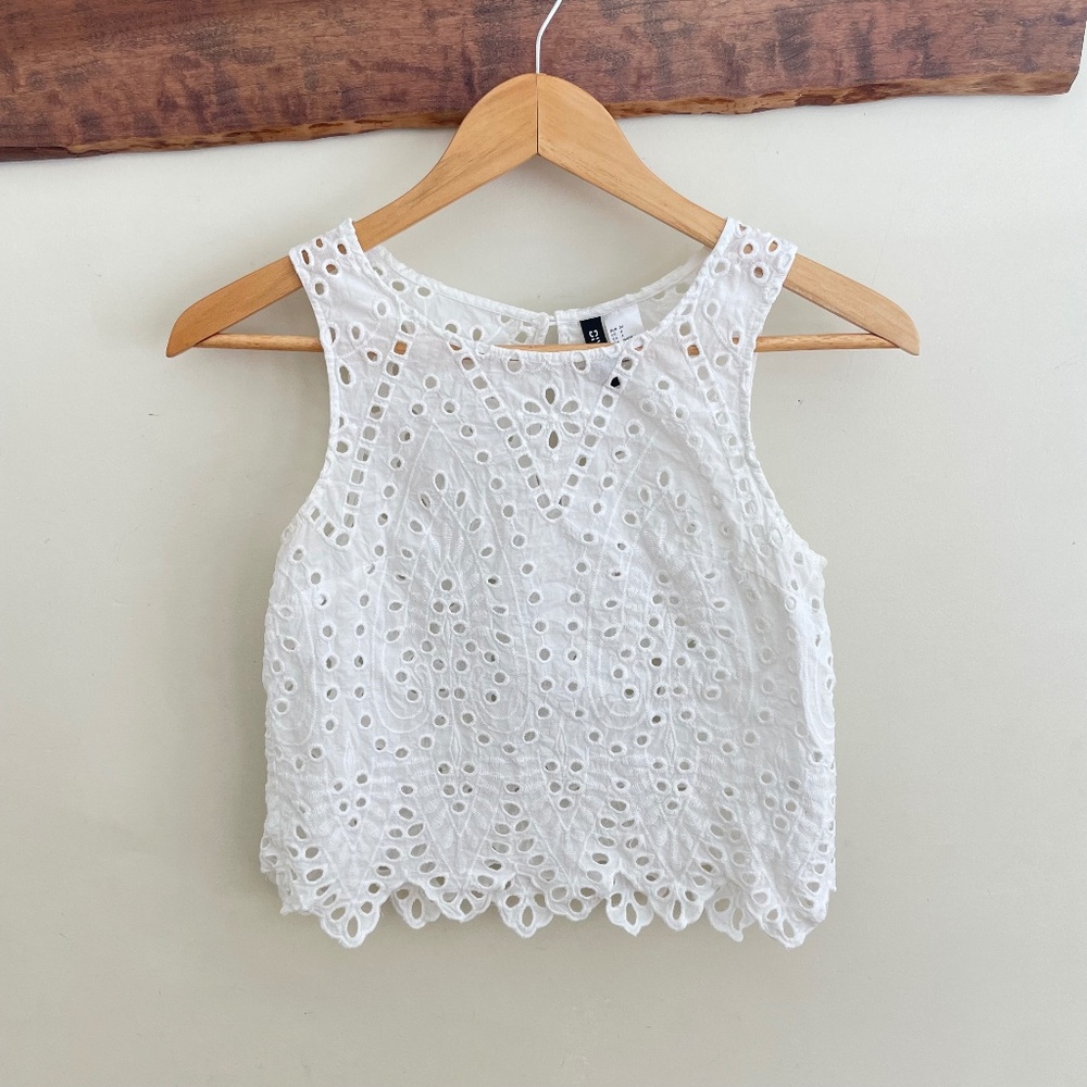 H&M | White Scalloped Lace Cotton Eyelet Sleeveless Crop Top Tank Top S